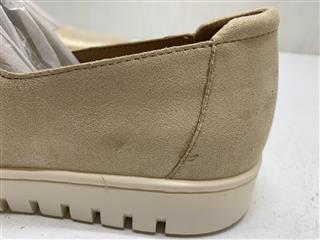 Vionic Uptown Mary Jane in Gold Size 10M Womens Chunky Platform Shoes